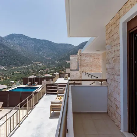 Vilă Brikis - With 3 Private Pools Bali (Crete)